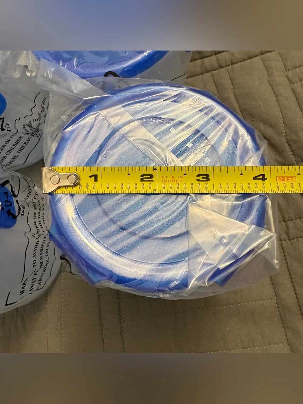 Lock N Lock Lock&Lock Food Storage Containers Set of 4 Mini Tall w/ Blue lids